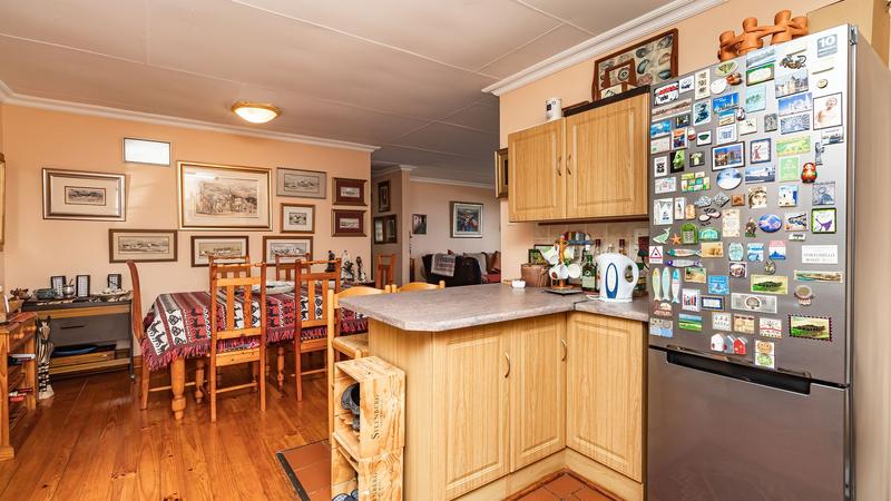 6 Bedroom Property for Sale in Outeniqua Strand Western Cape